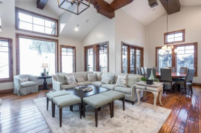 Grand Lodge - Five Bedroom #402 - Ski-in ski-out condo